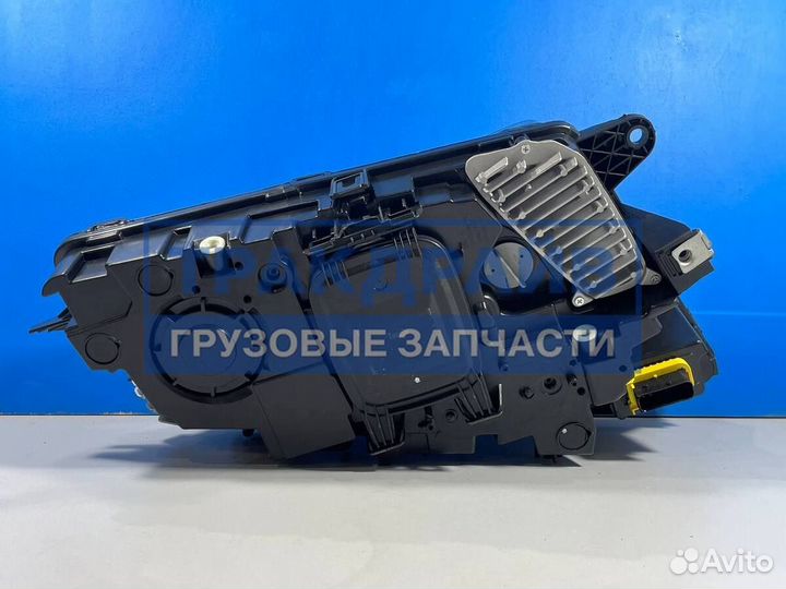 Основная фара Вольво Фш4 ручное управление