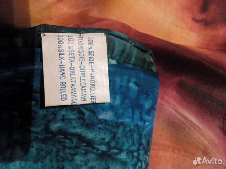 Целая коллекция косынок и платков СССР