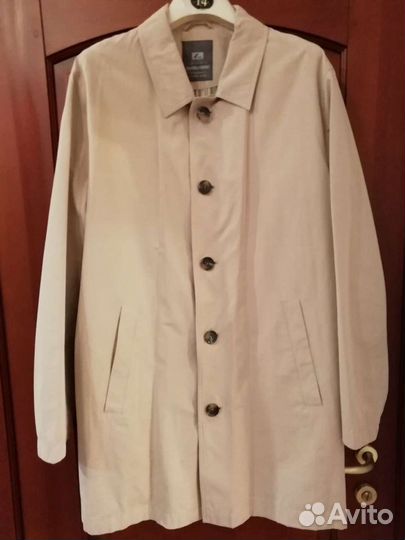 Стеганка H&M, куртка Zara, плащ H&M