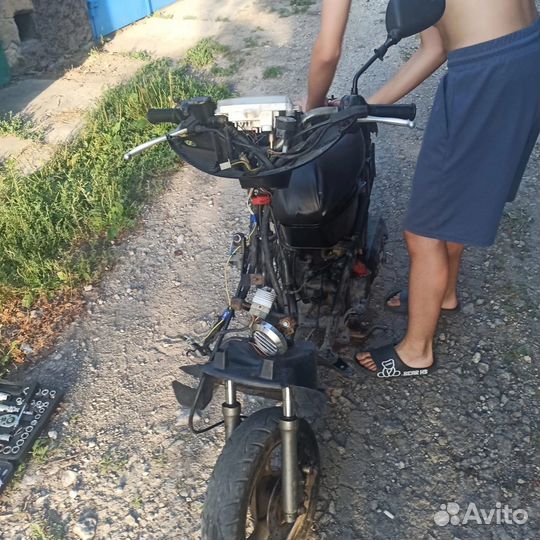 Скутер Yamaha axis 50