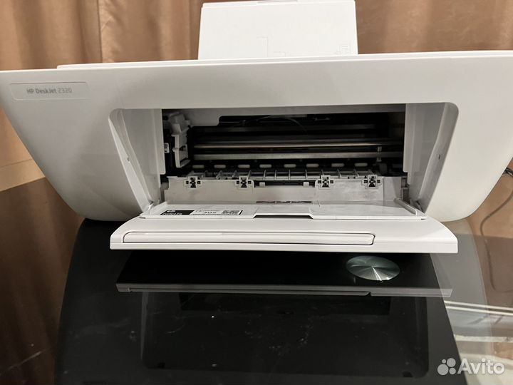 Принтер лазерный цветной hp