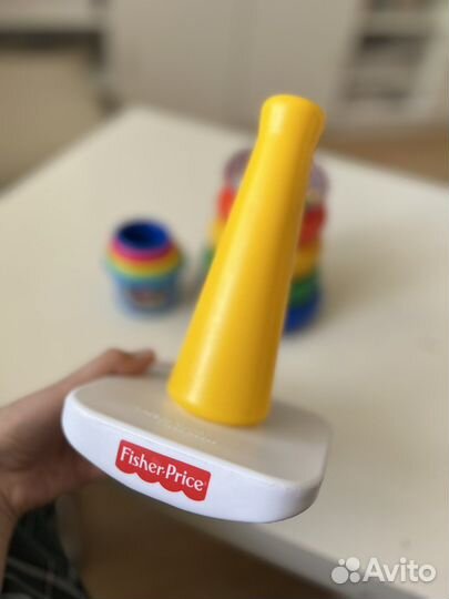 Пирамидка fisher price