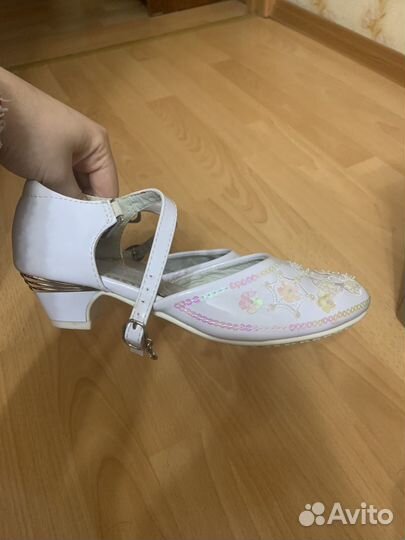 Туфли для девочки