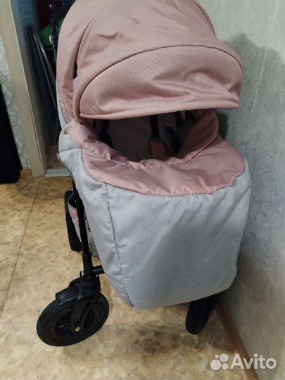 Прогулочная коляска 2 в одном