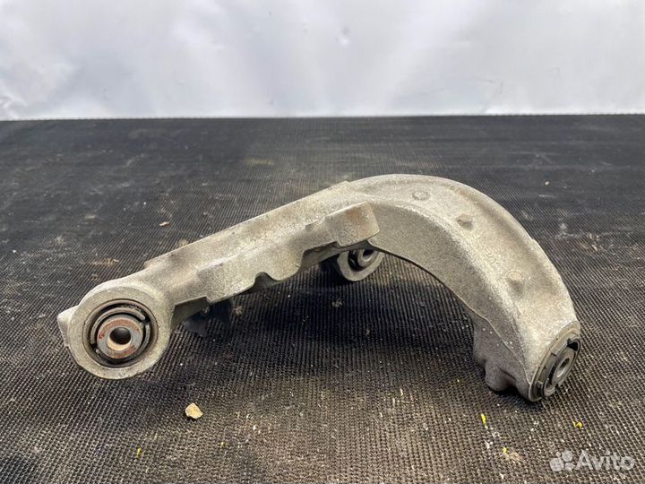 Кулак поворотный задний правый Honda Cr-V 4 RM