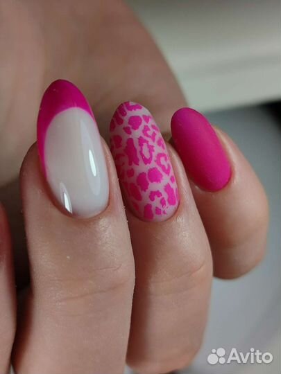 Маникюр, наращивание ногтей