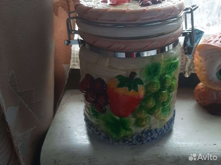 Банка под сыпучих,подстаканник,чайник,ваза хруста