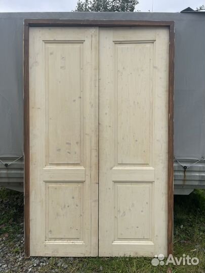 Дверь деревянная