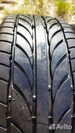 Achilles ATR Sport 225/30 R20