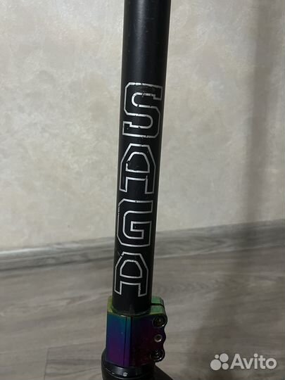 Трюковой самокат