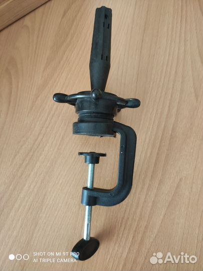 Штатив для крепления манекена головы