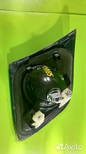 Фонарь внутренний правый для Mazda 3 2003-2009