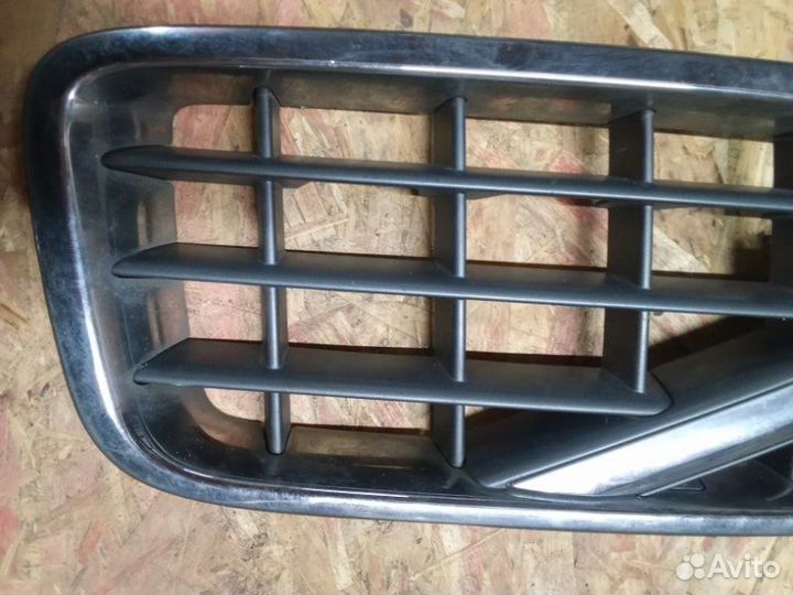Решетка радиатора Volvo Xc90 D5244T18 2012