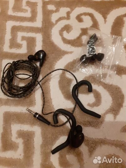Наушники