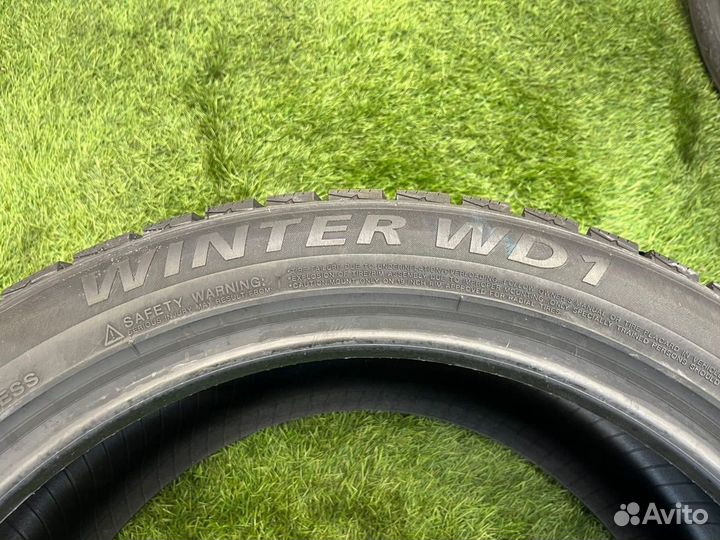 Delinte Winter WD1 245/50 R18