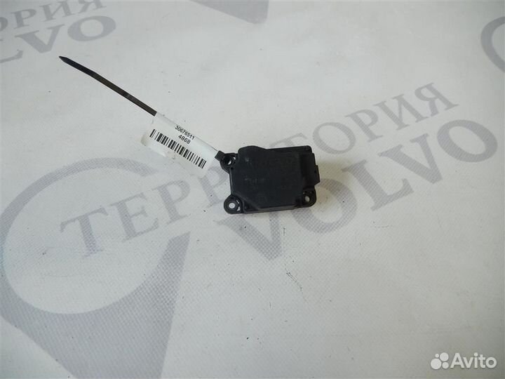 Моторчик заслонки печки volvo V70 XC 2004-2007
