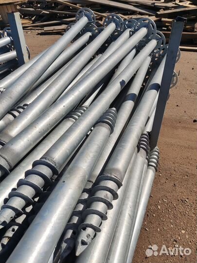 Установка винтовых свай типа шуруп под ключ