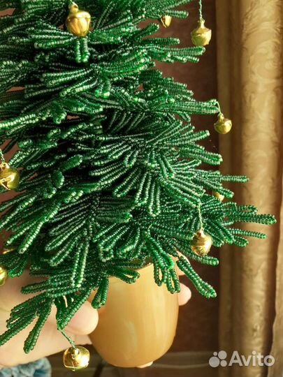 Елка из чешского бисера