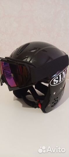 Горнолыжный шлем с маской