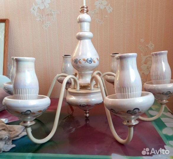 Люстра фарфоровая