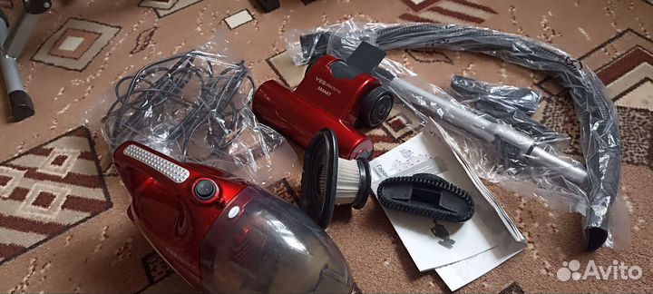 Вертикальный пылесос с турбо-щеткой