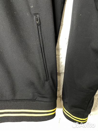 Carhartt yellow/black ZIP jacket