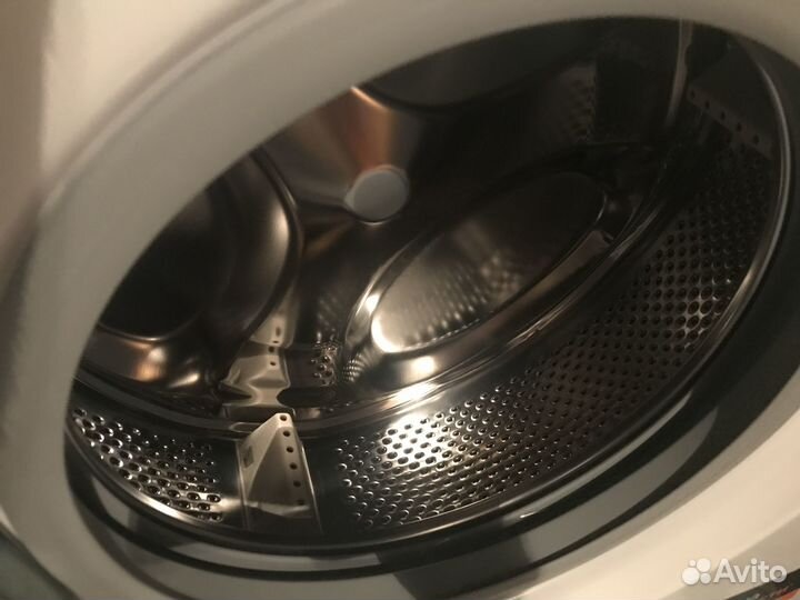 Стиральная машина Indesit iwud 4085 белая 4 кг