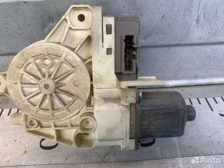 Моторчик стеклоподъемника задний левый Peugeot 407