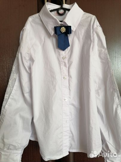 Белая блузка в школу