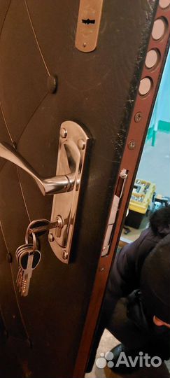 Вскрытие замков,автомобилей,сейфы,гаражи