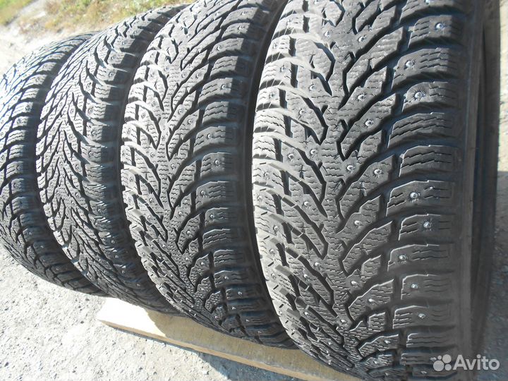 Nokian Tyres Hakkapeliitta 9 225/50 R18