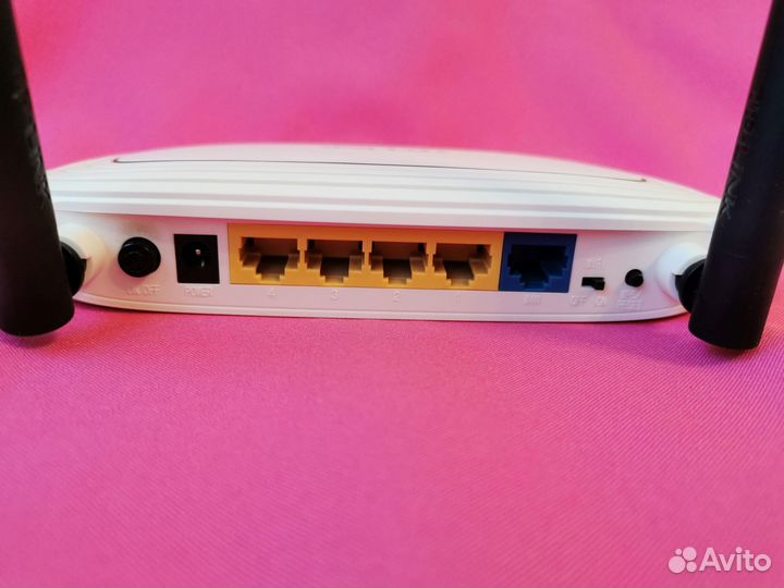 Wi-Fi роутер TP-Link TL-WR841N 300MBit