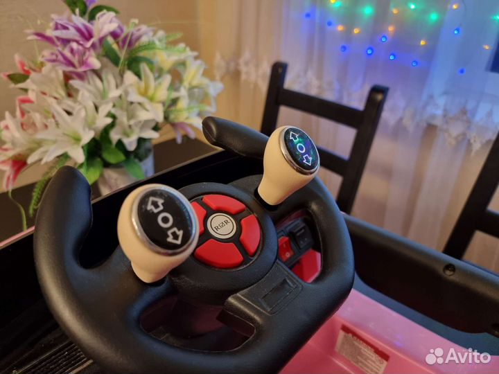 Детский электромобиль audi