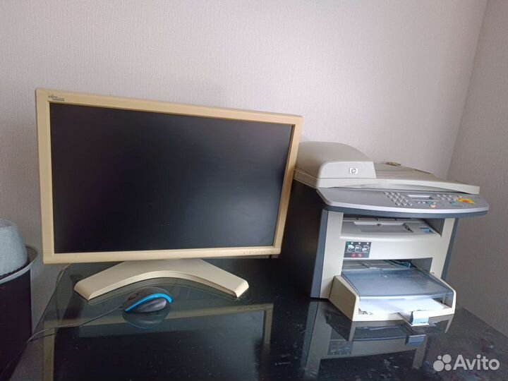 Монитор Fujitsu Siemens