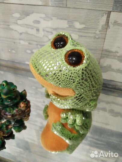 Коллекция лягушек
