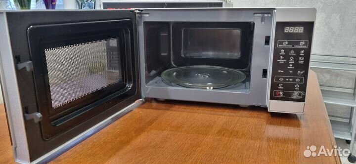 Микроволновая печь Sharp