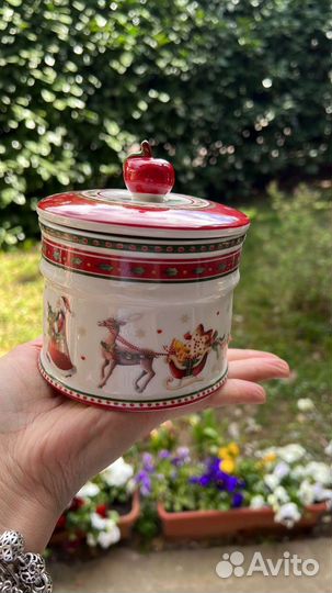 Банка Royal Worcester