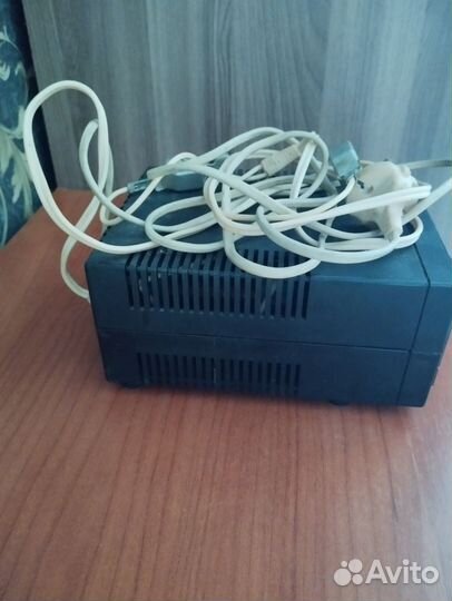 Продам зарядку для аккумуляторов