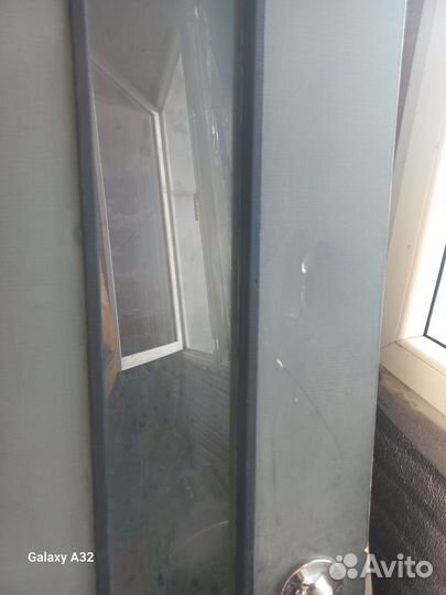 Дверь межкомнатная 600 с коробкой бу