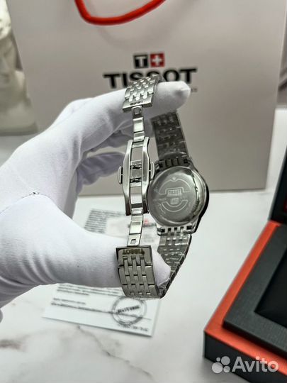 Часы мужские Tissot Le Locle сапфир