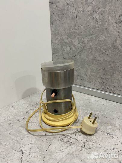 Кофемолка электрическая СССР