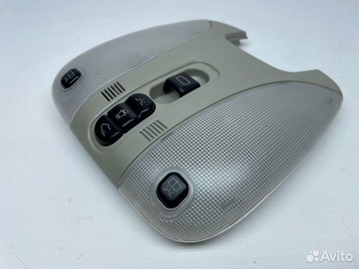 Плафон освещения салона Mercedes-Benz S W220 5.5