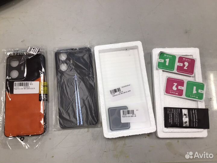 Чехол и защитное стекло для Realme C55