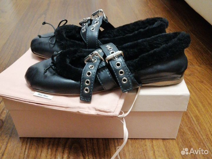 Кожаные балетки на меху Miu Miu 39р