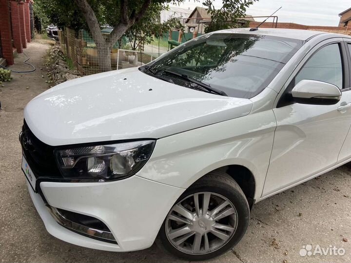 LADA Vesta 1.6 AMT, 2018, 110 000 км