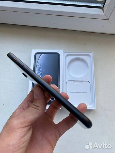 iPhone Xr, 64 ГБ