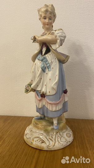 Статуэтка Sitzendorf