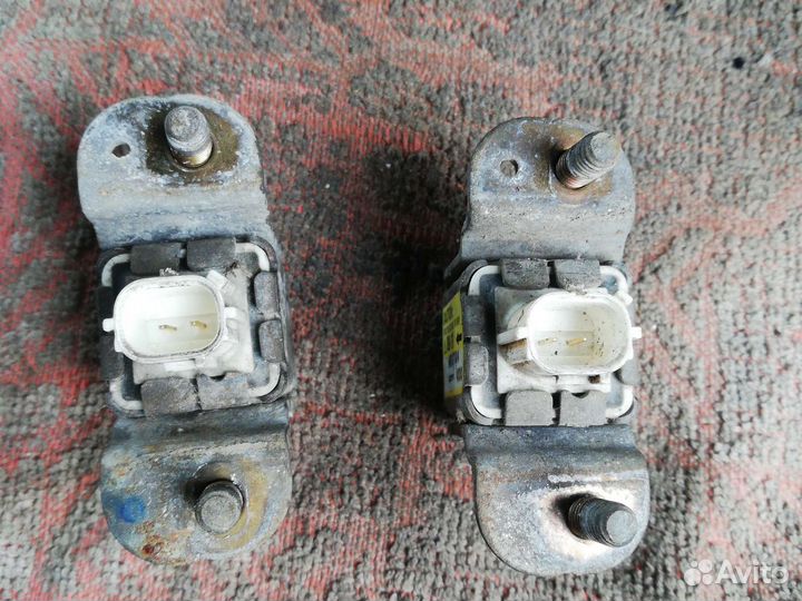 Датчик удара Митсубиси Паджеро Мини 2