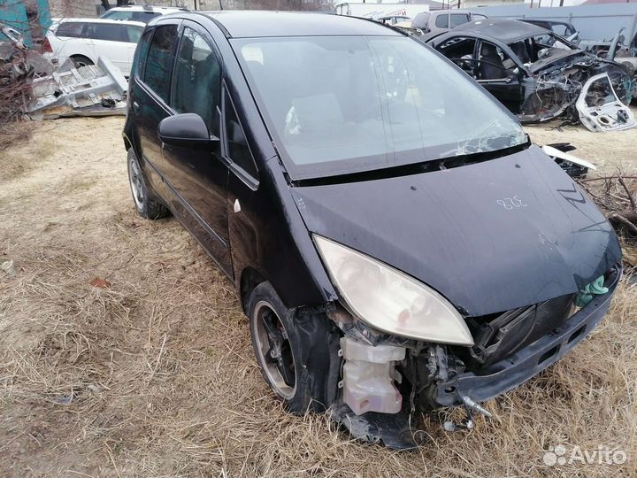 Разбор Mitsubishi Colt Z34A Европа