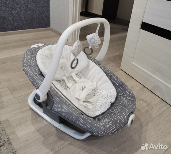 Детские электронные качели joie